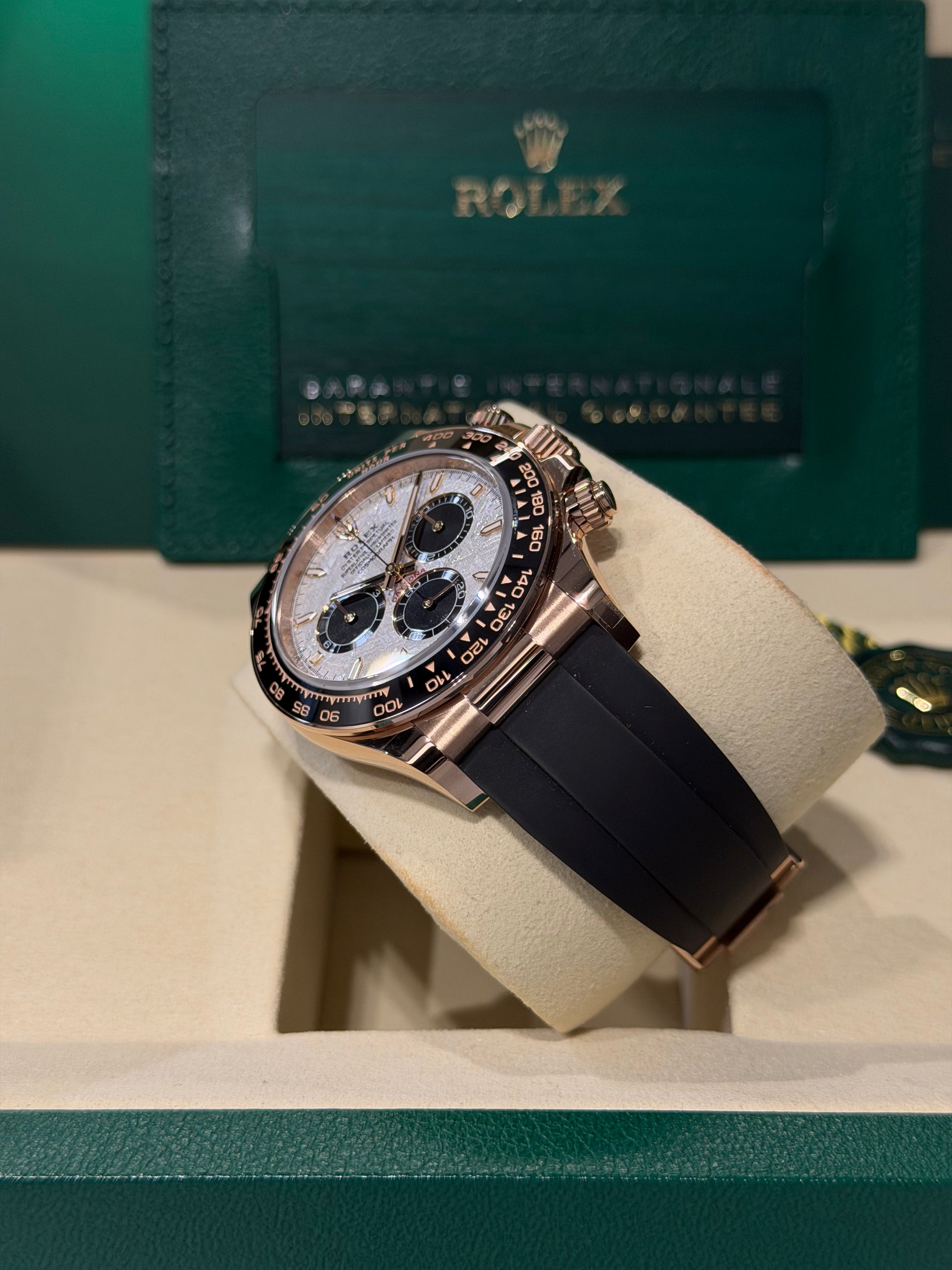 Rolex Cosmograph Daytona 126515LN – Quadrante Meteorite – 2026 – Nuovo Mai Indossato – Full Set