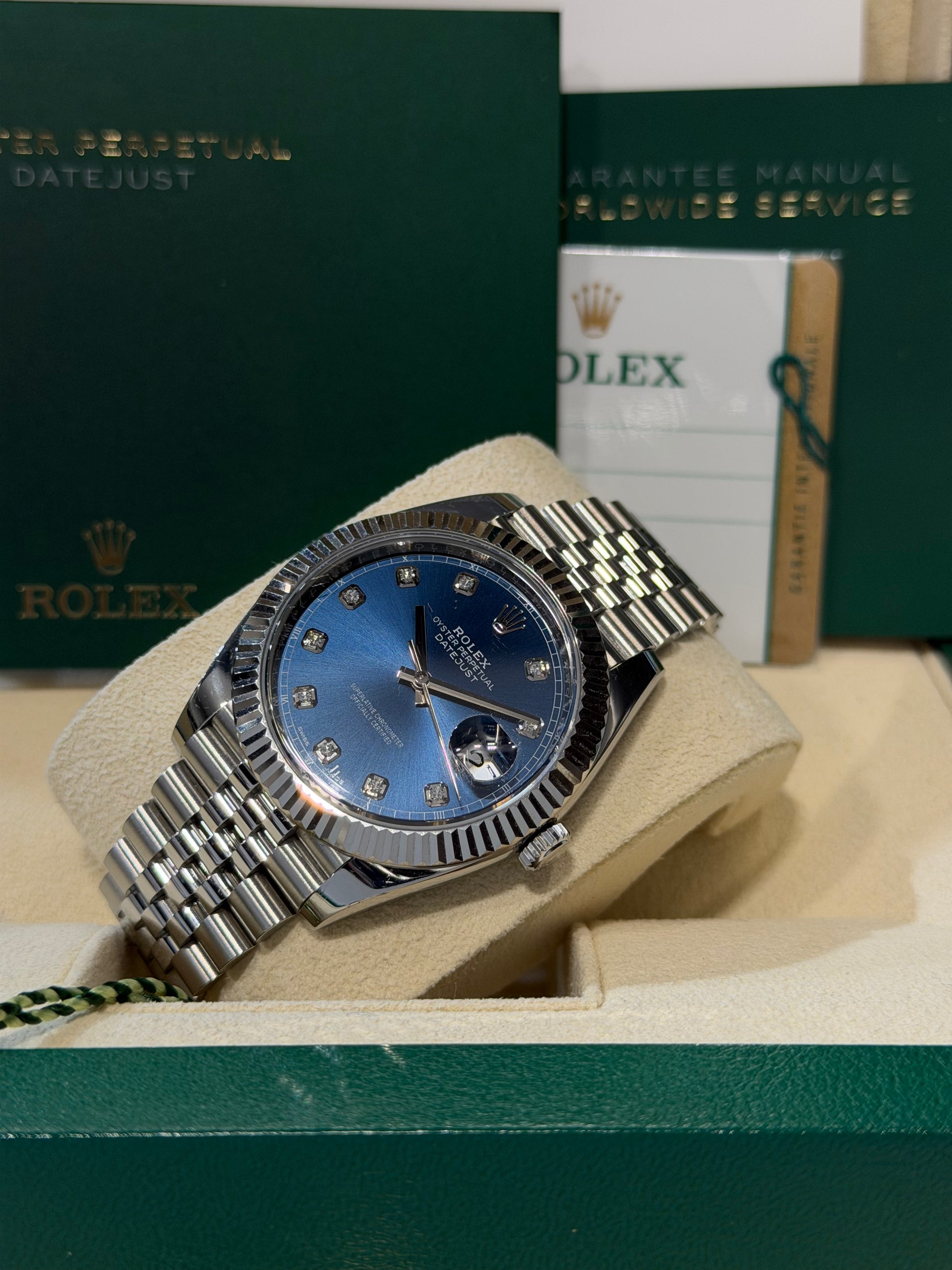 Rolex Datejust Ref. 126334 – Quadrante blu con indici in diamanti