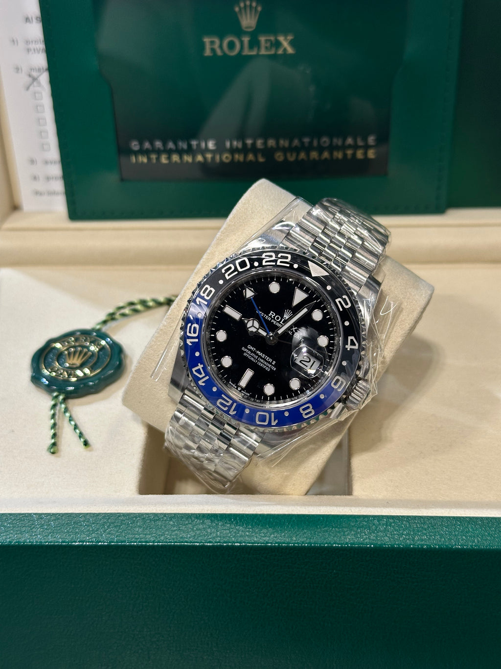Rolex GMT-Master II BATMAN 126710BLNR