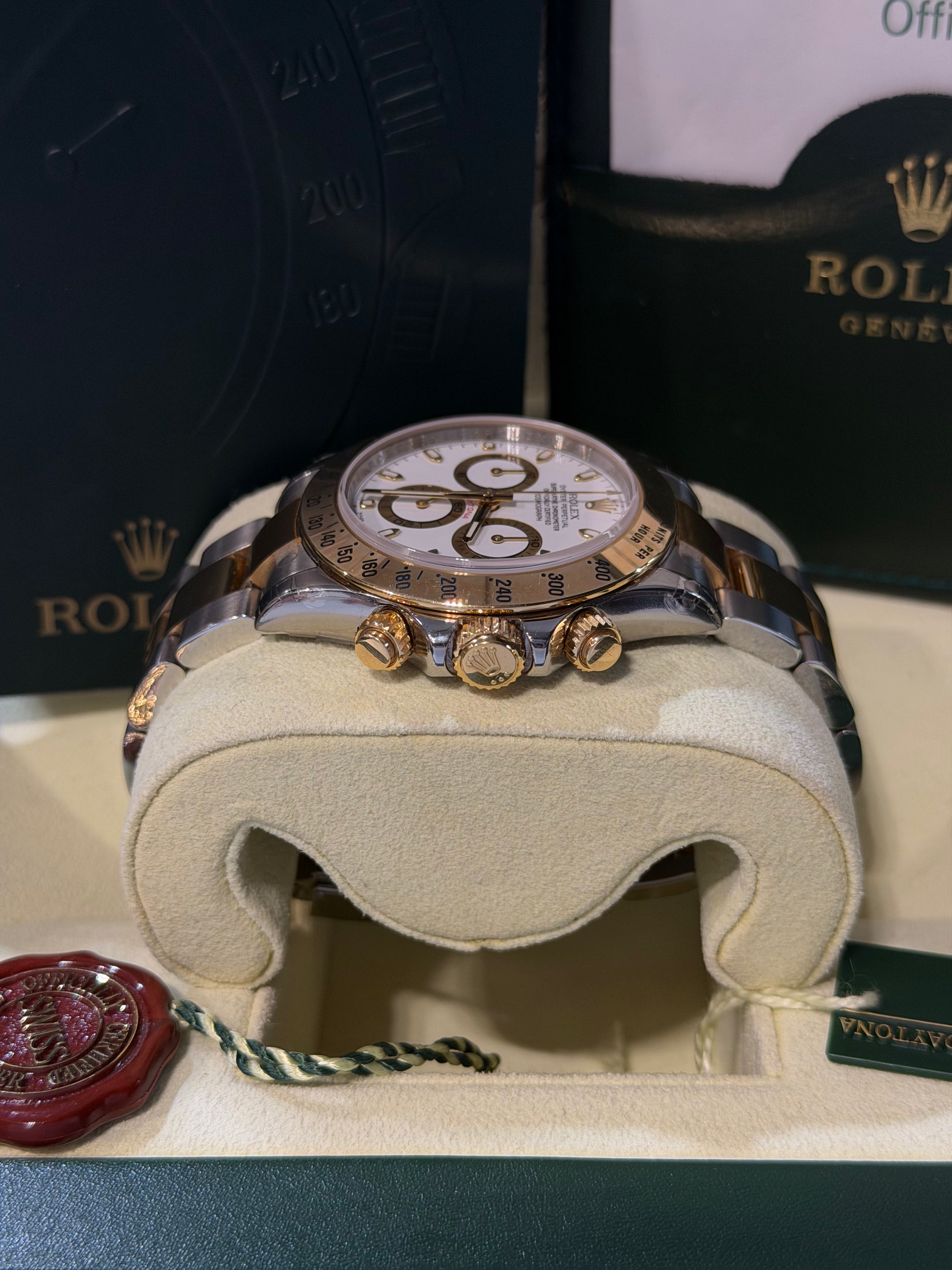 Rolex Cosmograph Daytona Acciaio/Oro Ref. 116523 “RRR” 2007 – Mai Lucidato – Pellicole 50% – Full Set