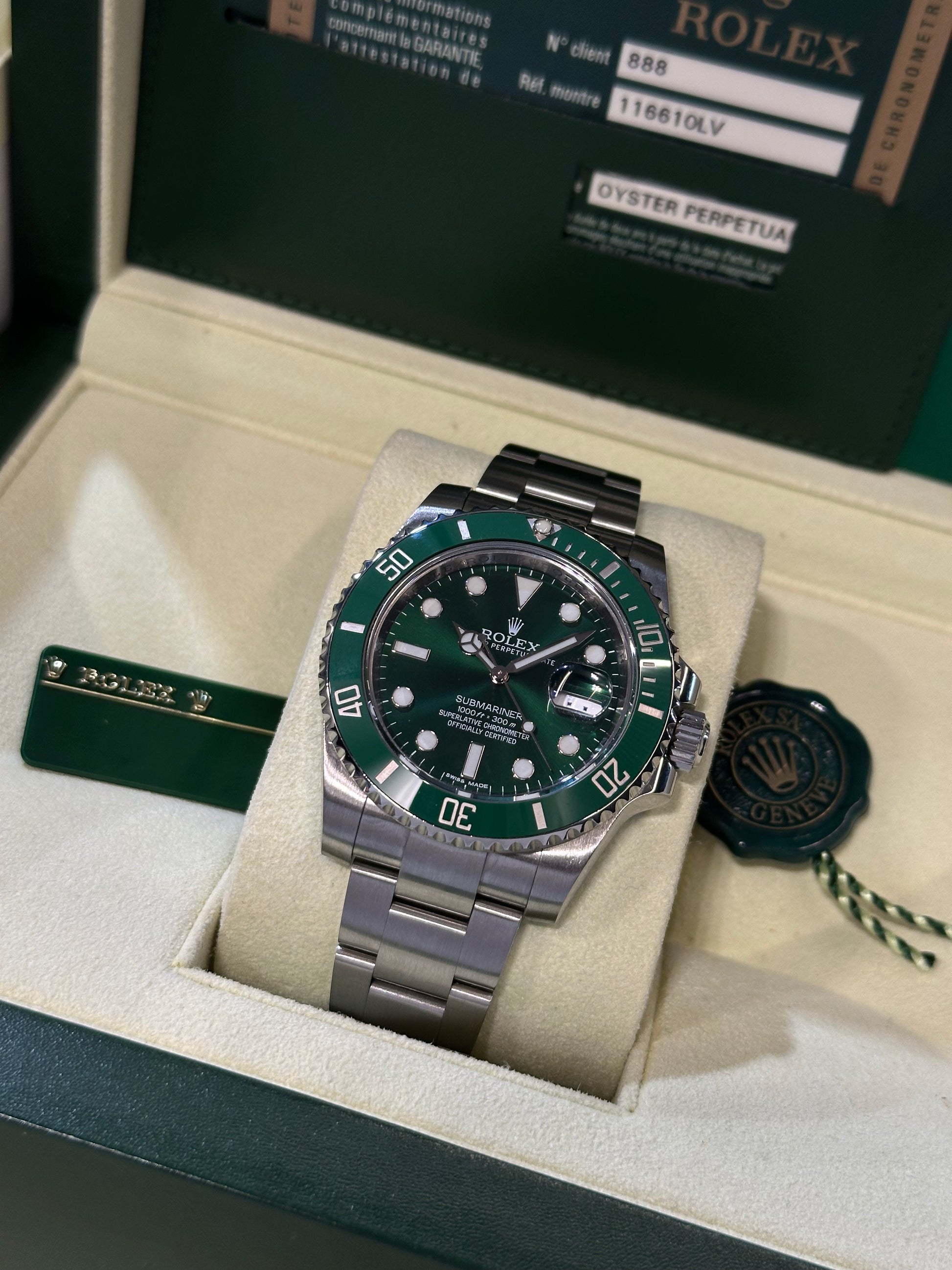 Rolex Submariner Date 116610LV "HULK" del 2013 FULL SET