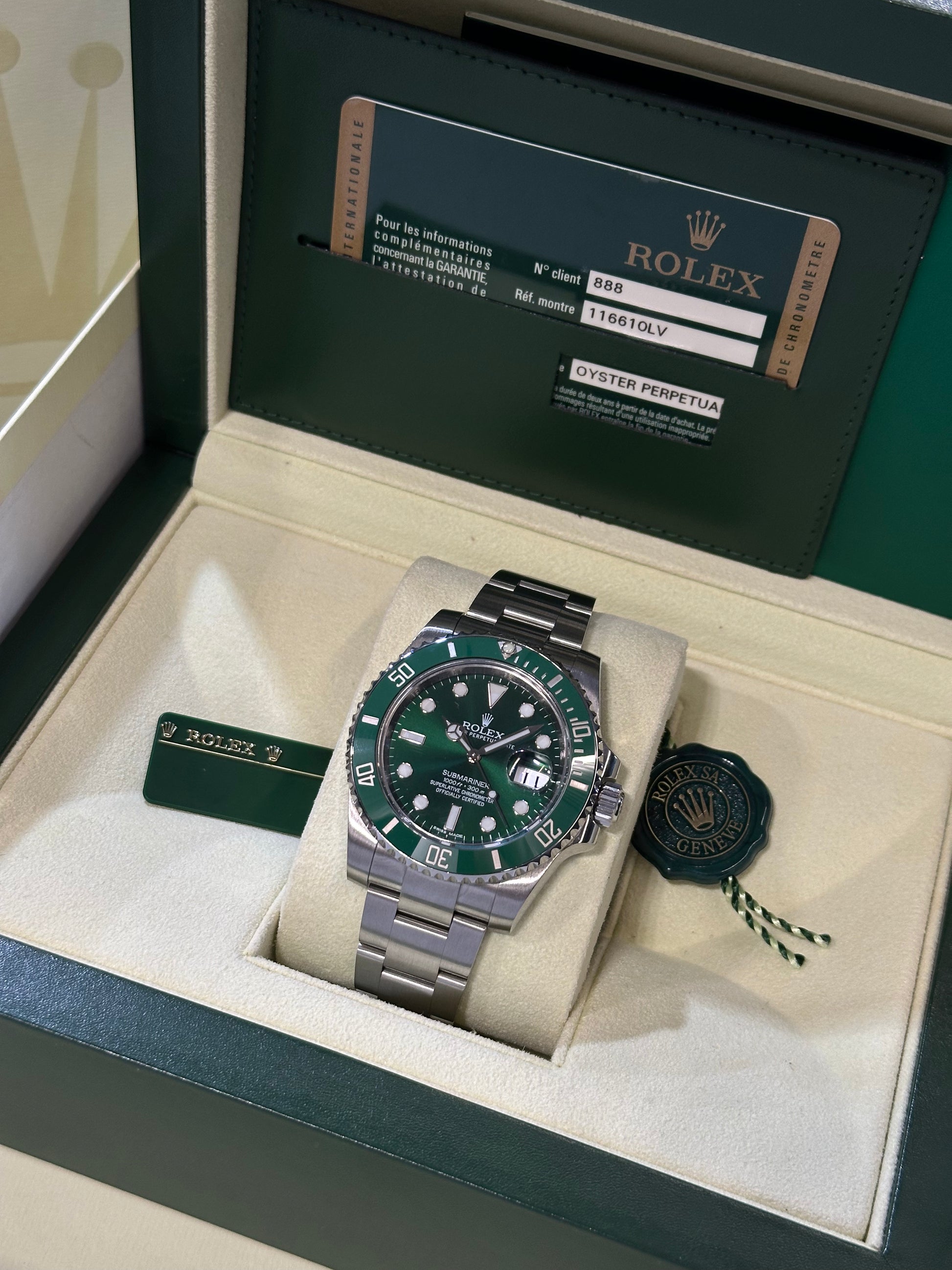 Rolex Submariner Date 116610LV "HULK" del 2013 FULL SET