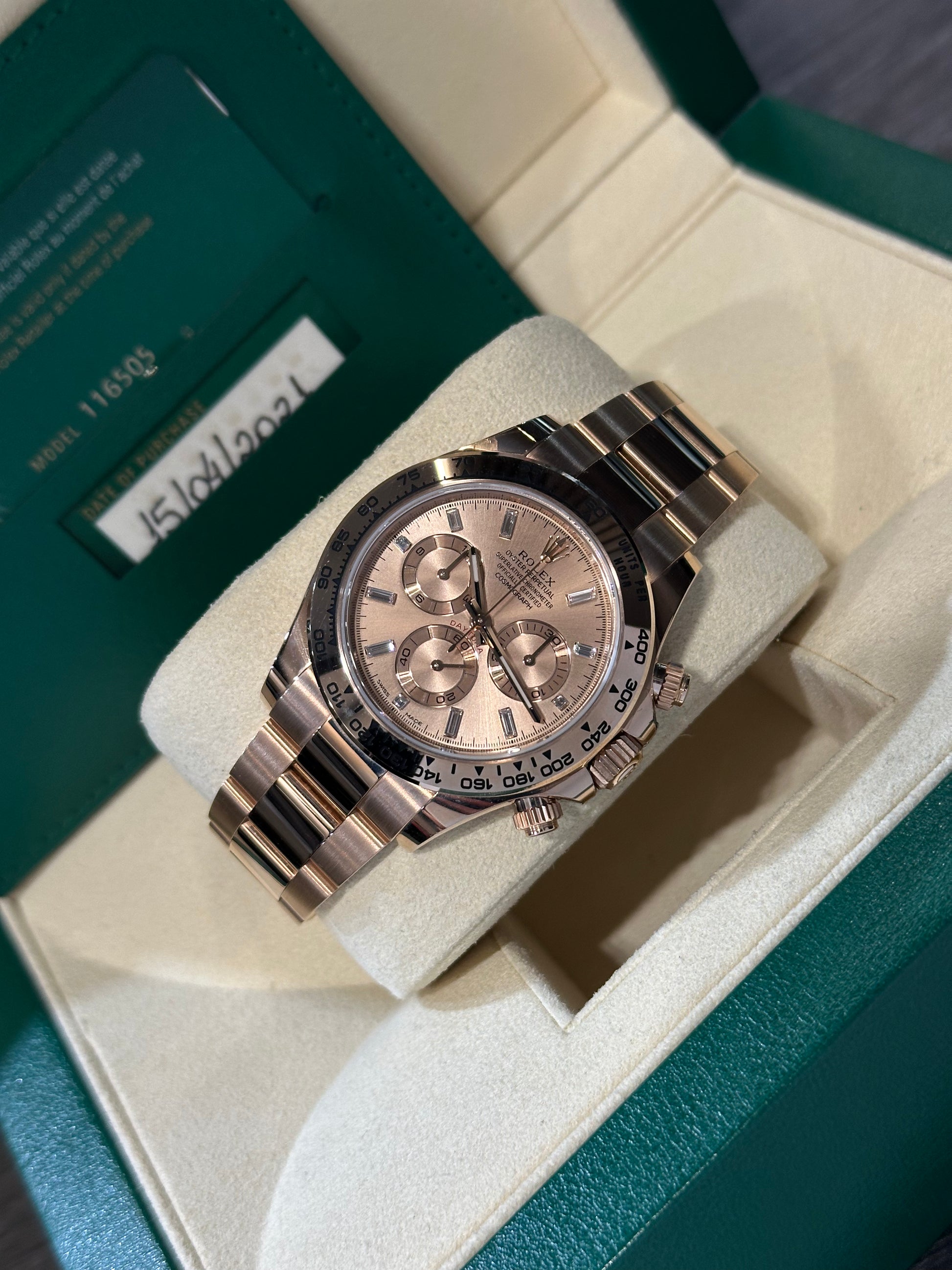 Rolex Daytona 116505 NOS del 2021 FULL SET e FULL PELLICOLE con QR laterale.