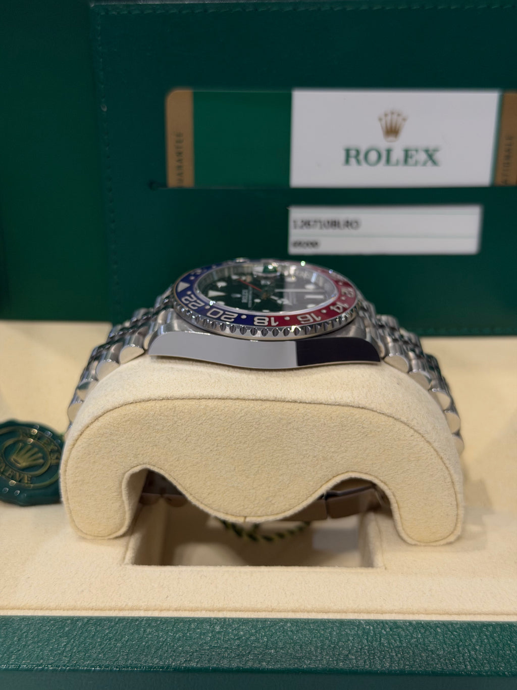 Rolex GMT-Master II 126710BLRO “Pepsi” del 2018 Full Set