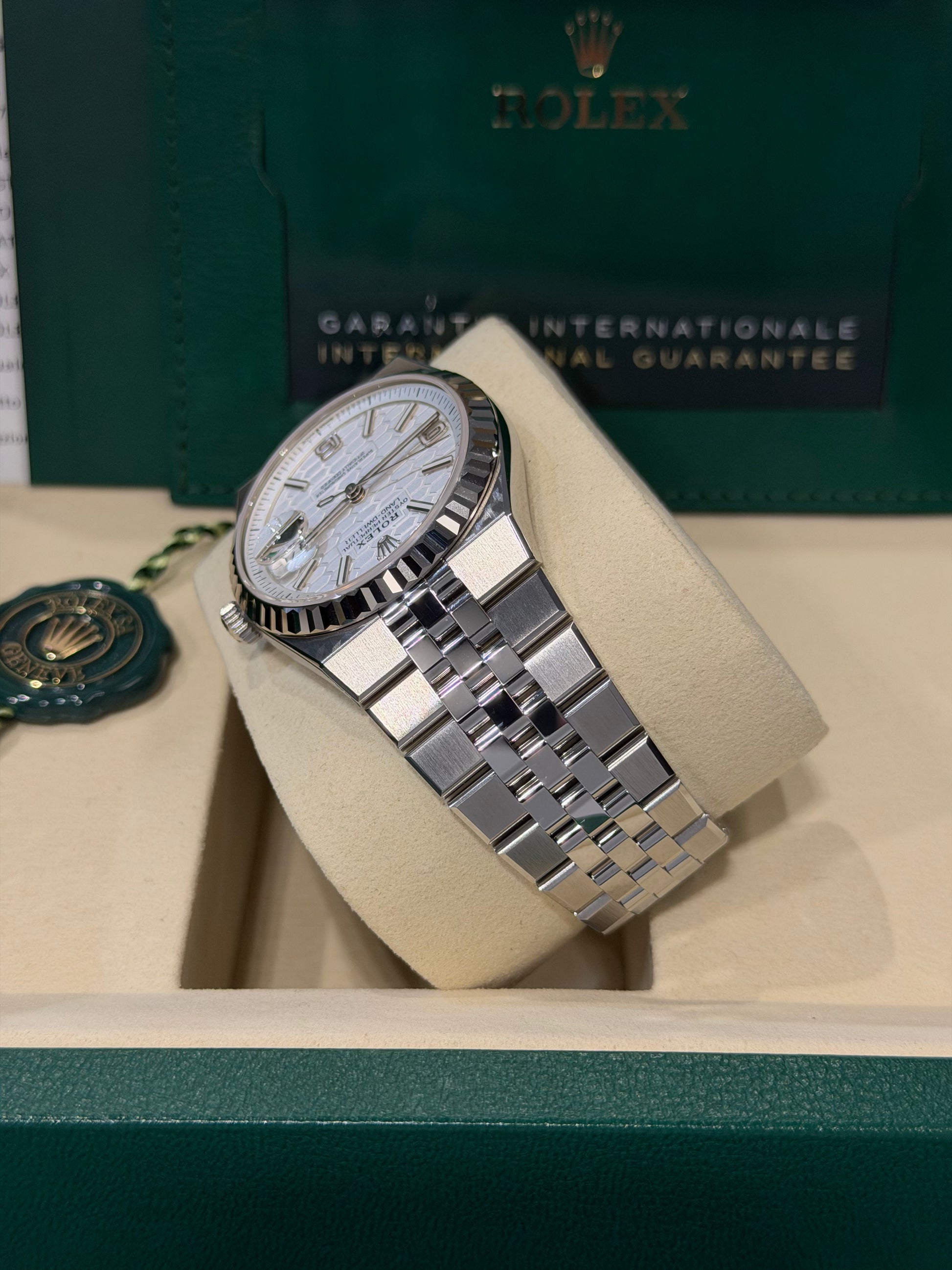 NUOVO 2026 Rolex Oyster Perpetual Land-Dweller referenza 127234