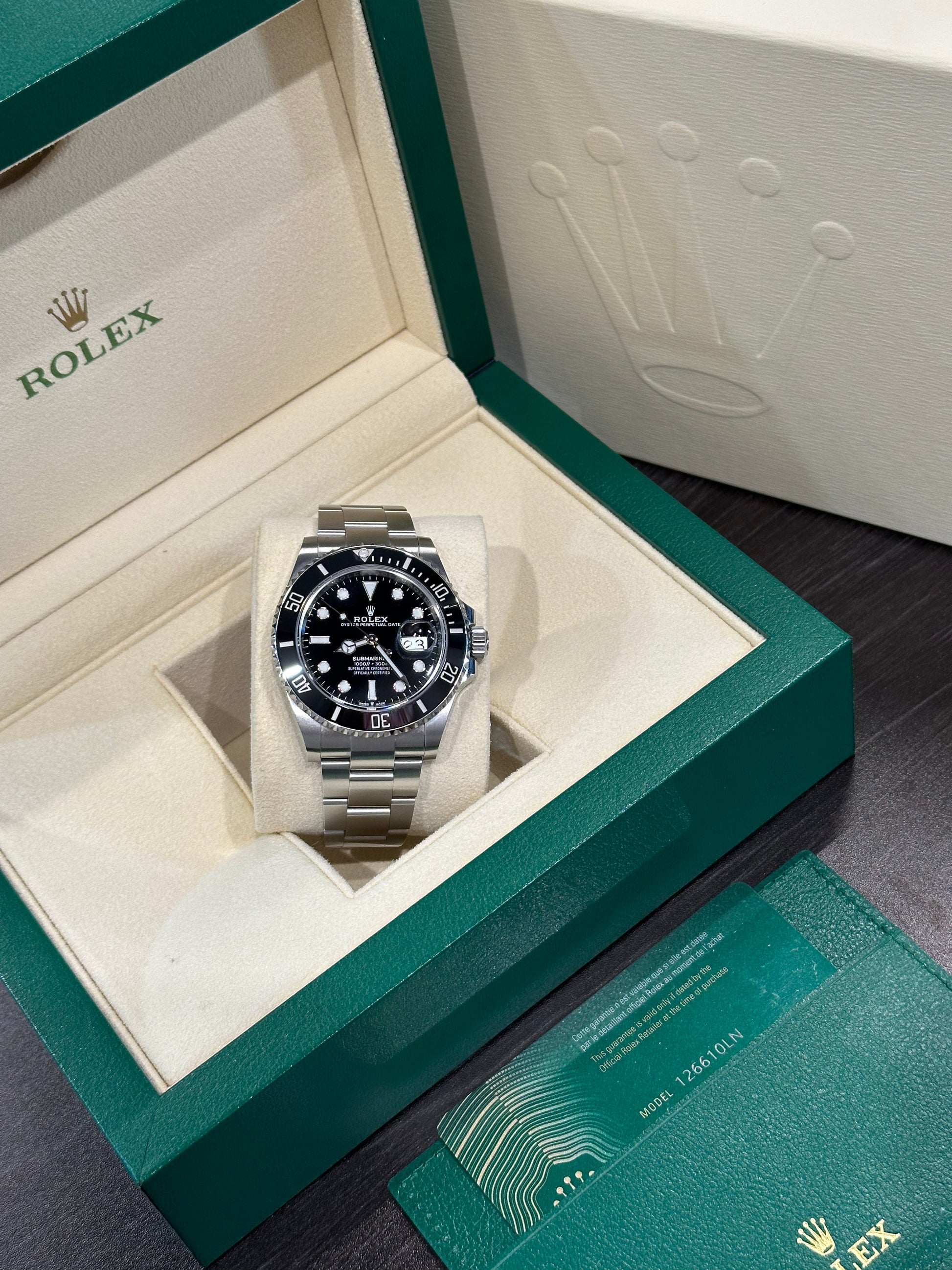 Rolex Submariner Date 126610LN del 2020 scatola e garanzia!
