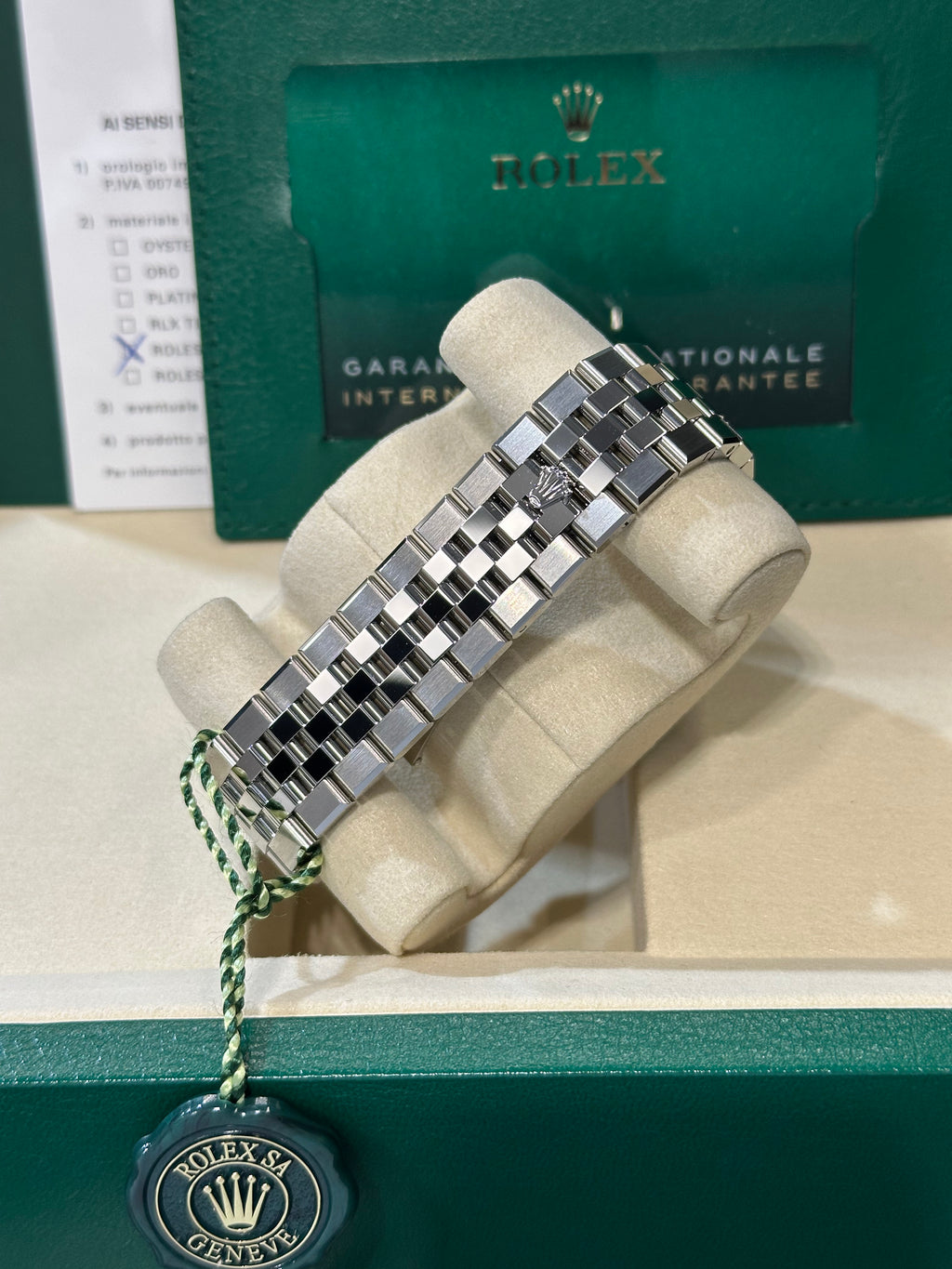 Rolex Oyster Perpetual Land-Dweller referenza 127334 Novembre 2025