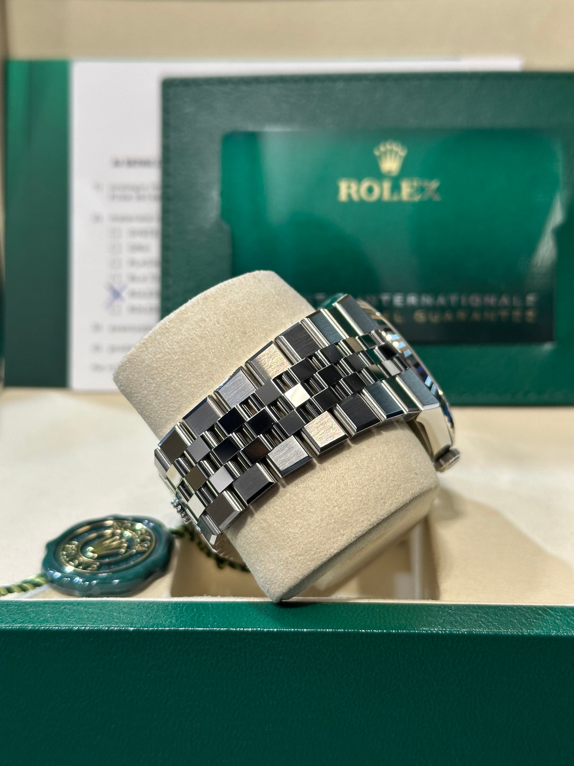 Rolex Oyster Perpetual Land-Dweller referenza 127334 Novembre 2025