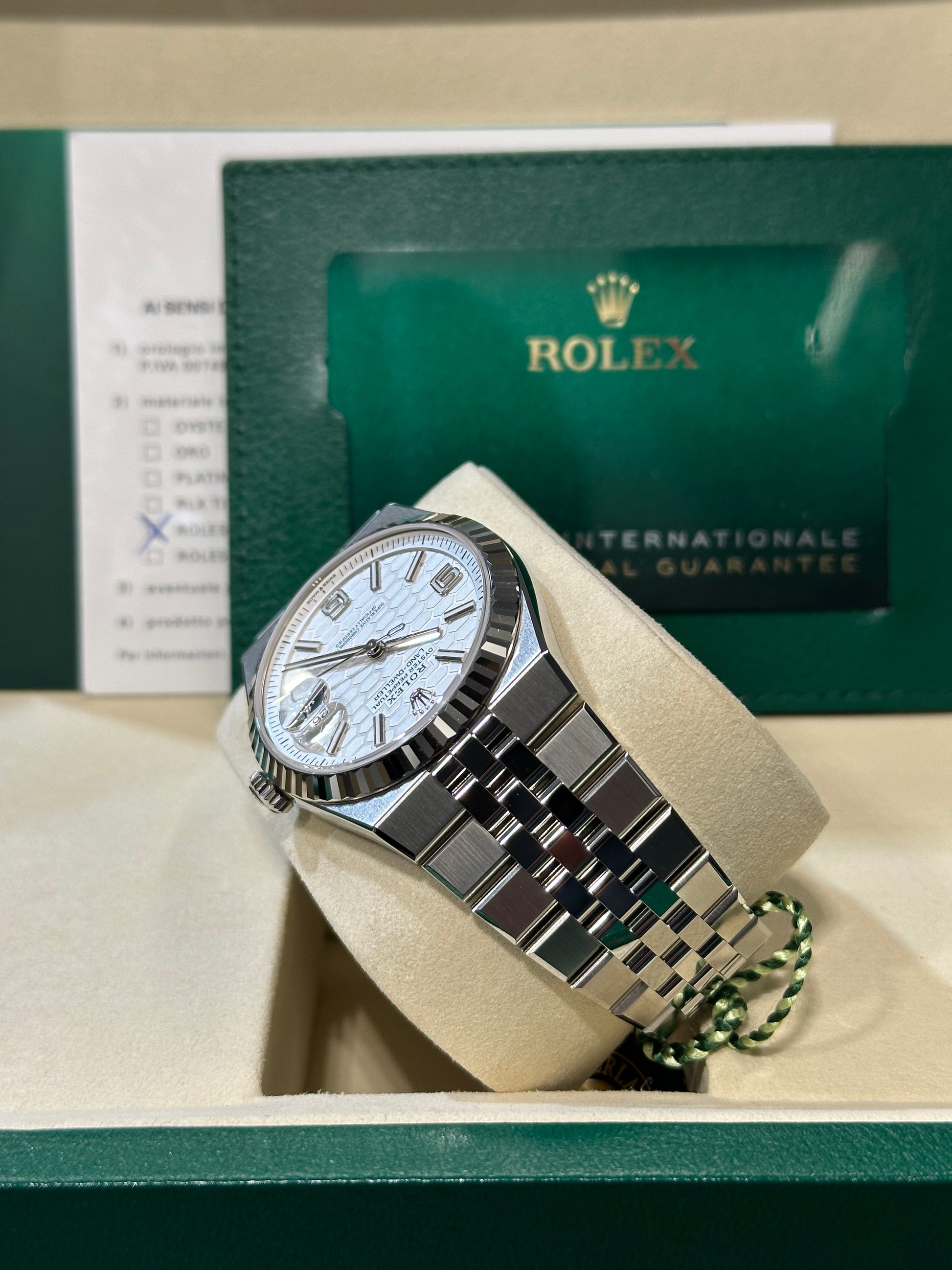 Rolex Oyster Perpetual Land-Dweller referenza 127334 Novembre 2025
