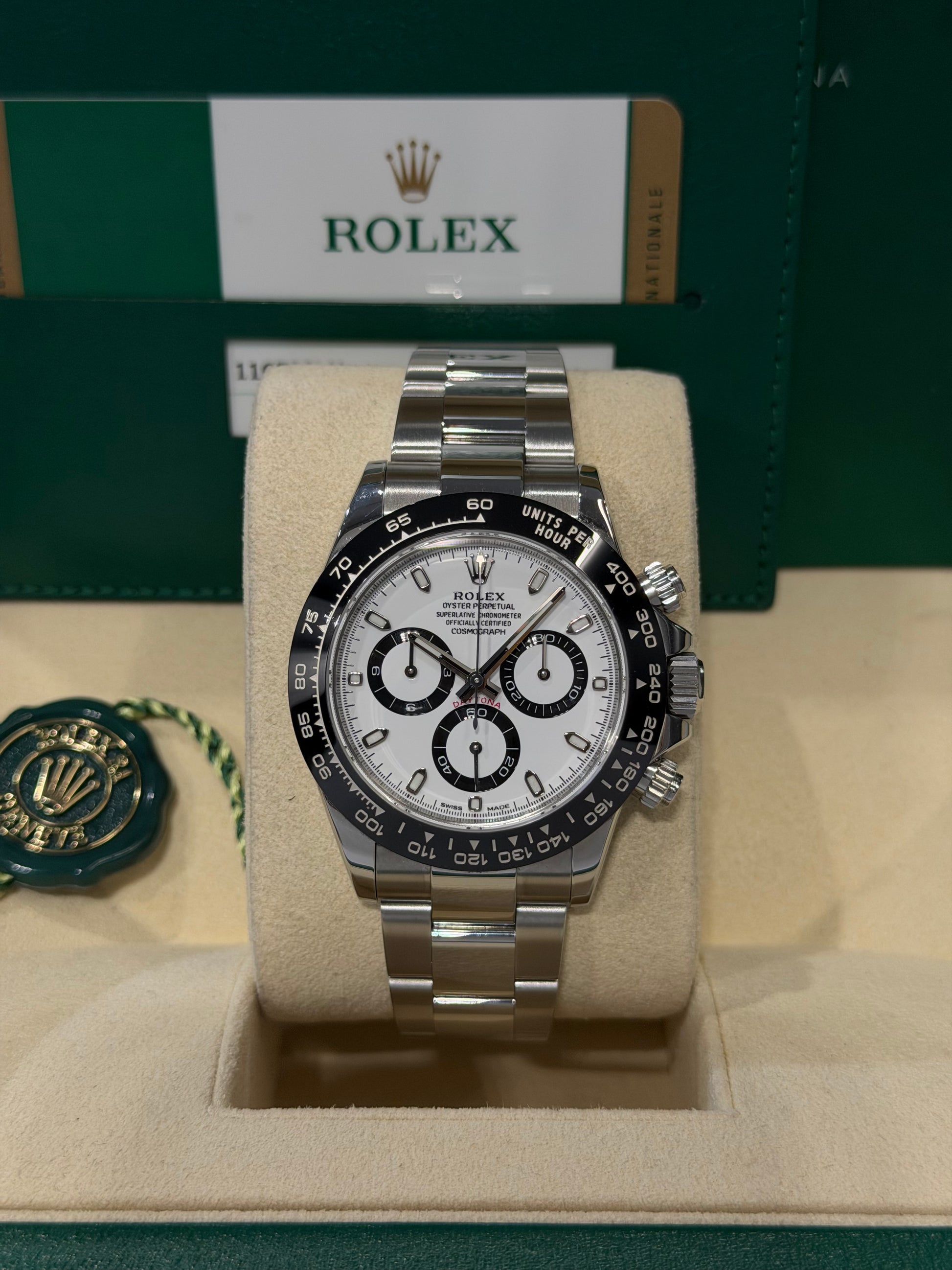 Rolex Cosmograph Daytona 116500LN “Porcelain Dial” – Full Set – Anno 2016