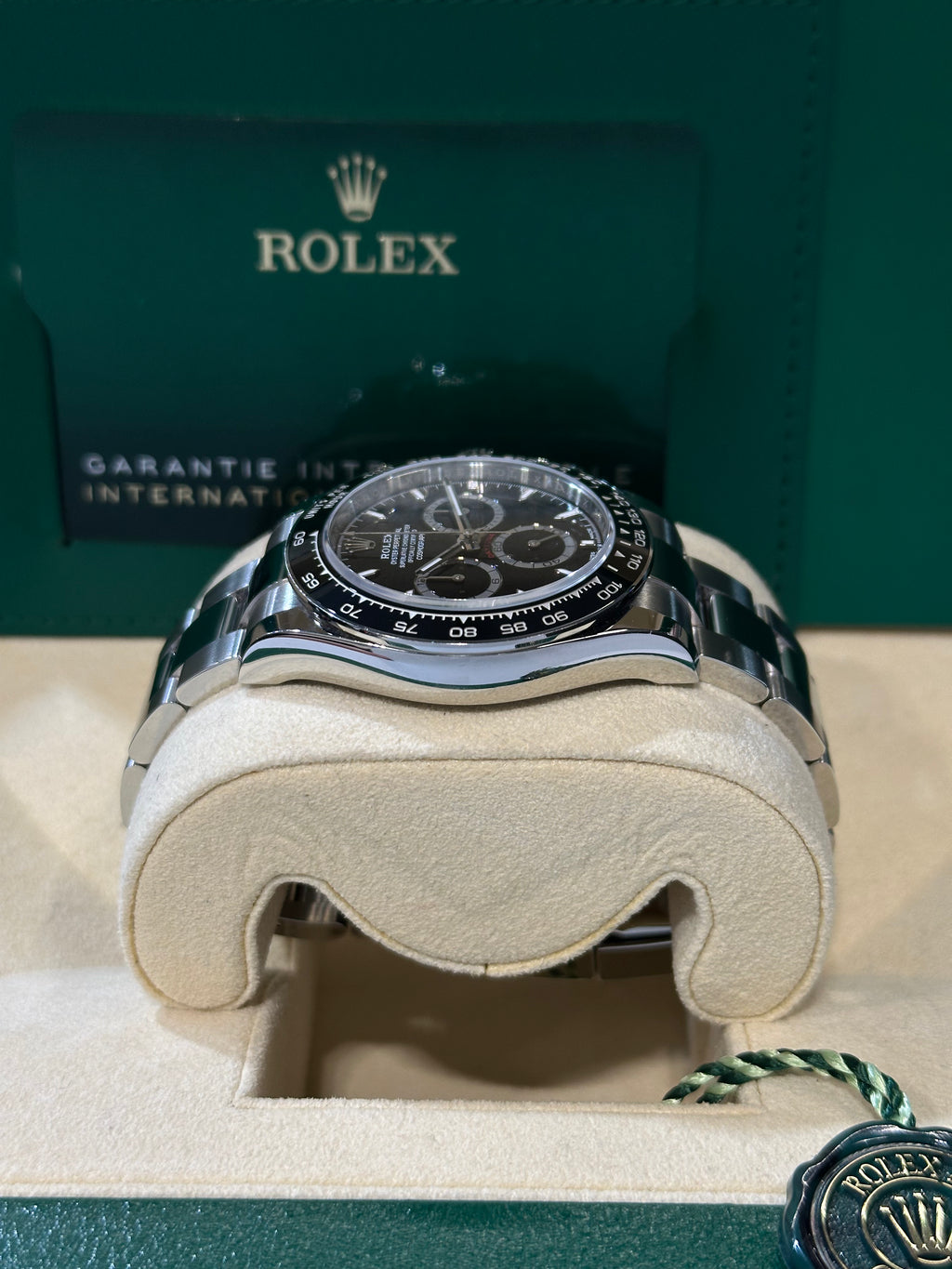 Rolex Cosmograph Daytona 126500LN full set 2024
