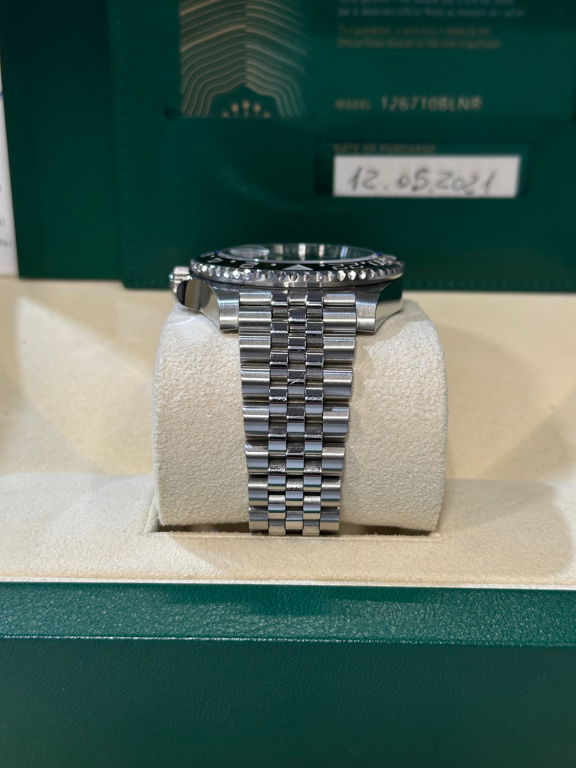 Rolex GMT-Master II 126710BLNR “Batman” – 2021 – Full Set – Mai Lucidato – Pari al Nuovo